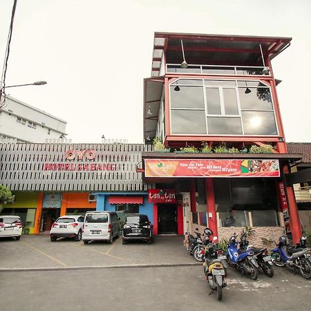 Vaccinated Staff - Oyo 352 Homestay Sabang Bandung Exterior foto